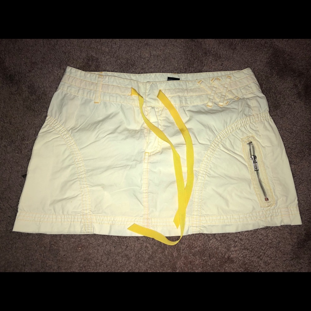 Yellow skirt
